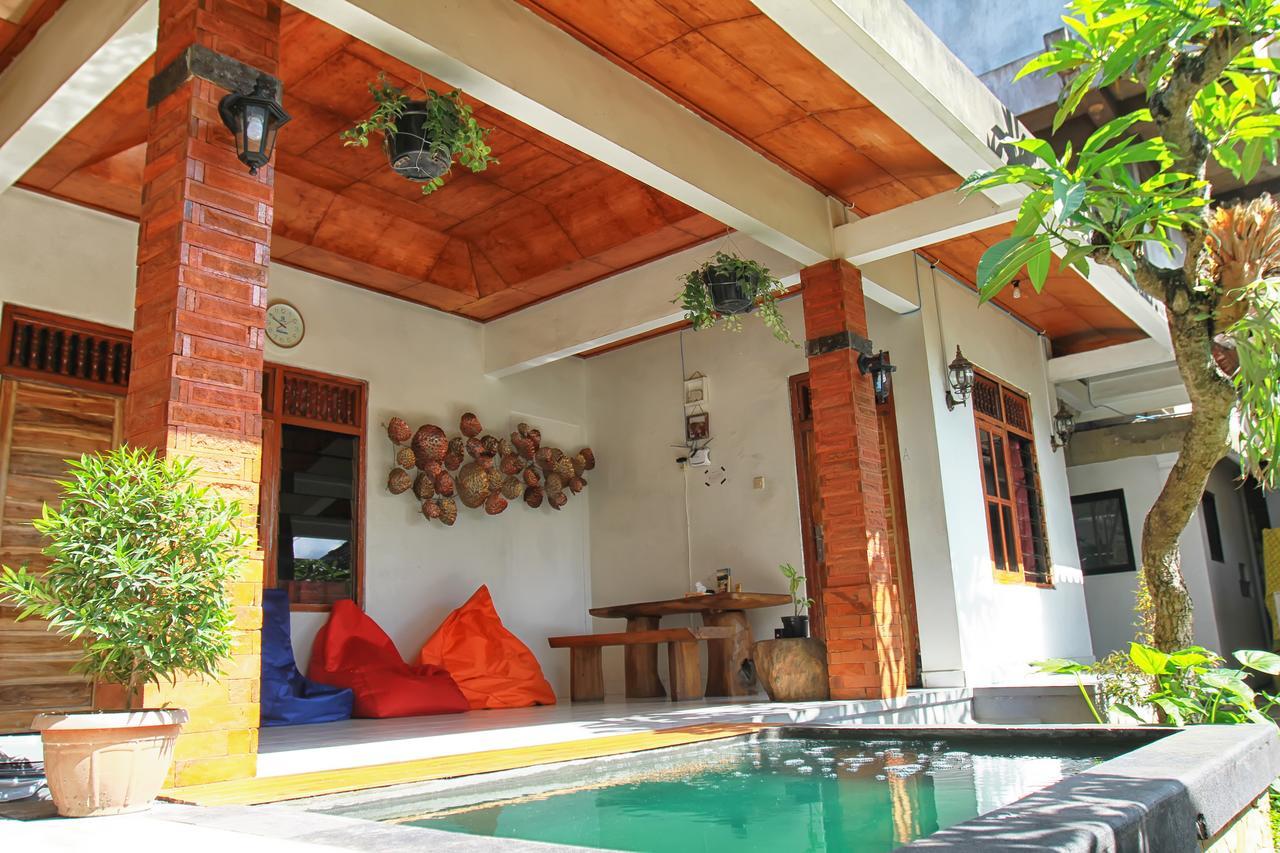 Halaman Depan Hostel Ubud  Ngoại thất bức ảnh