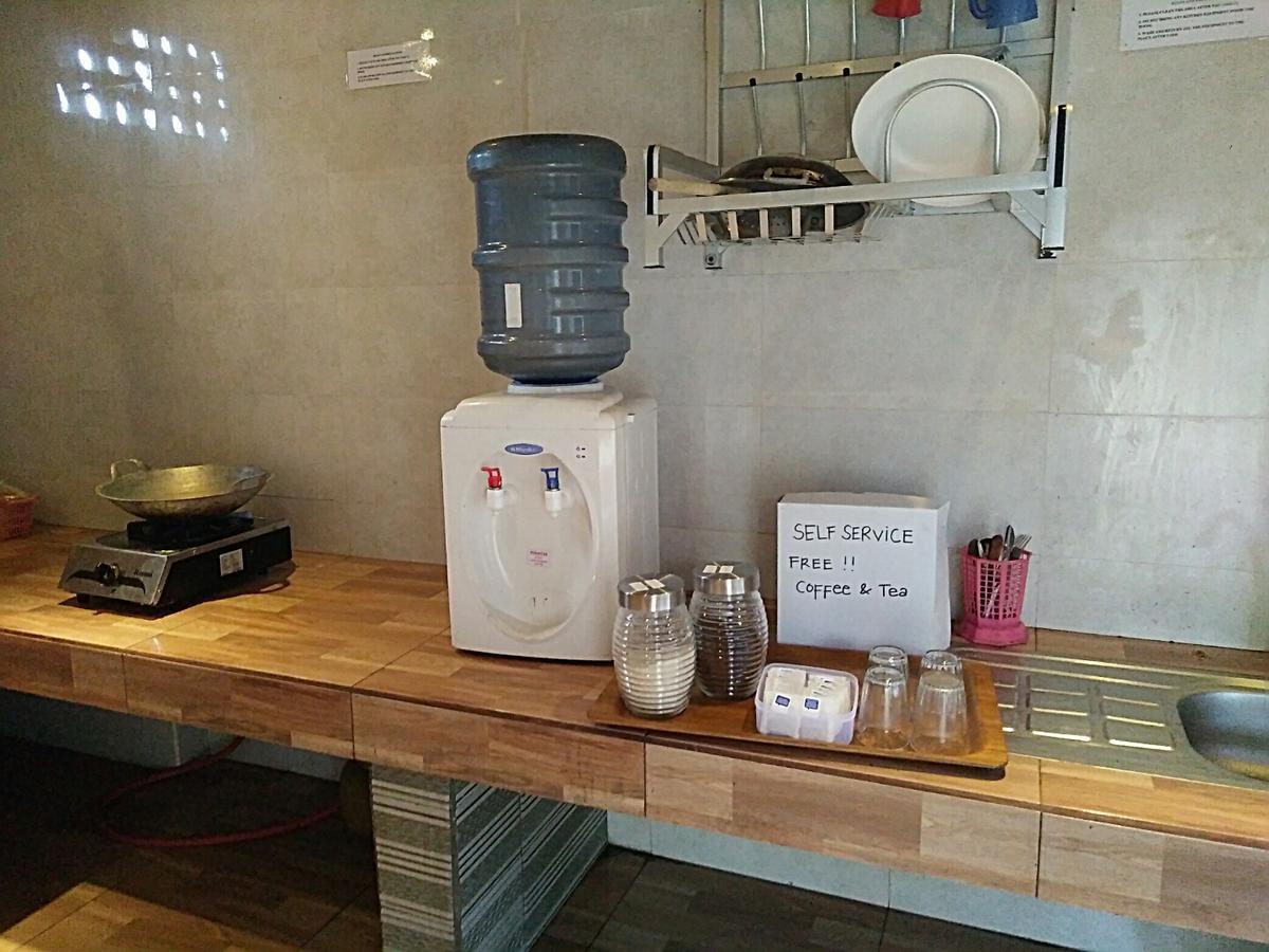 Halaman Depan Hostel Ubud  Ngoại thất bức ảnh